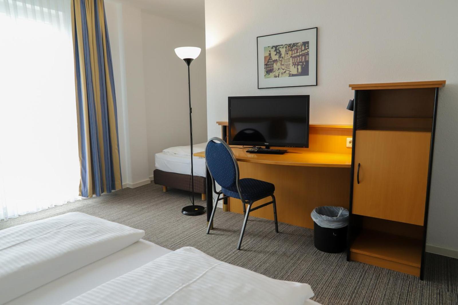Hotel Am Suedtor Бакнанг Екстериор снимка