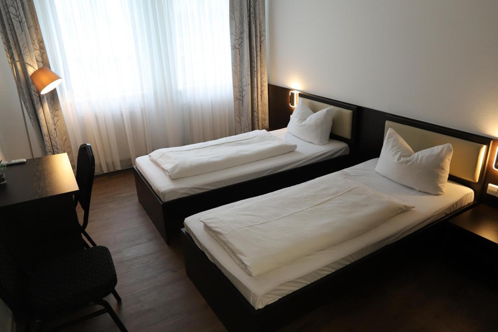 Hotel Am Suedtor Бакнанг Екстериор снимка