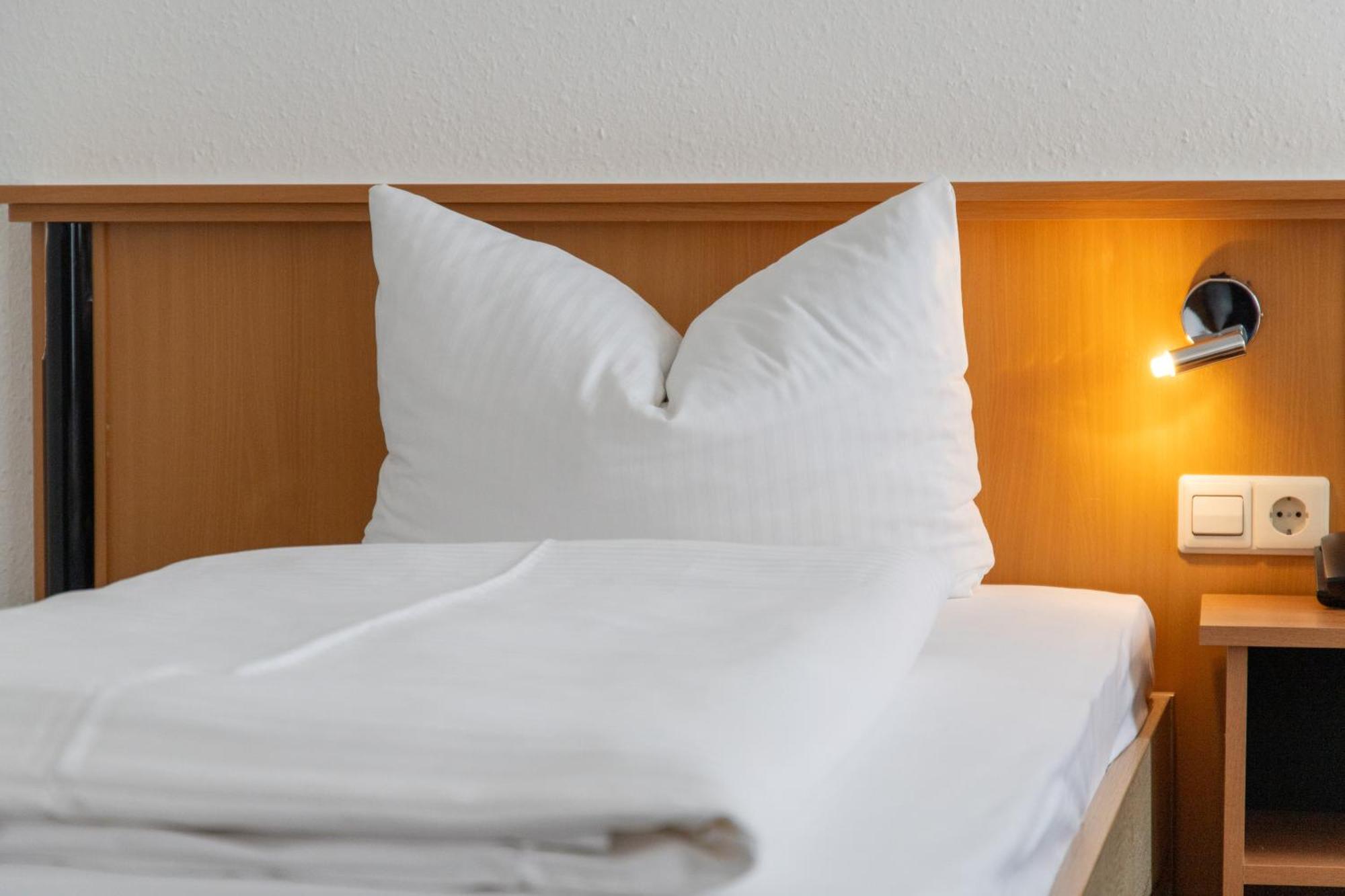 Hotel Am Suedtor Бакнанг Екстериор снимка
